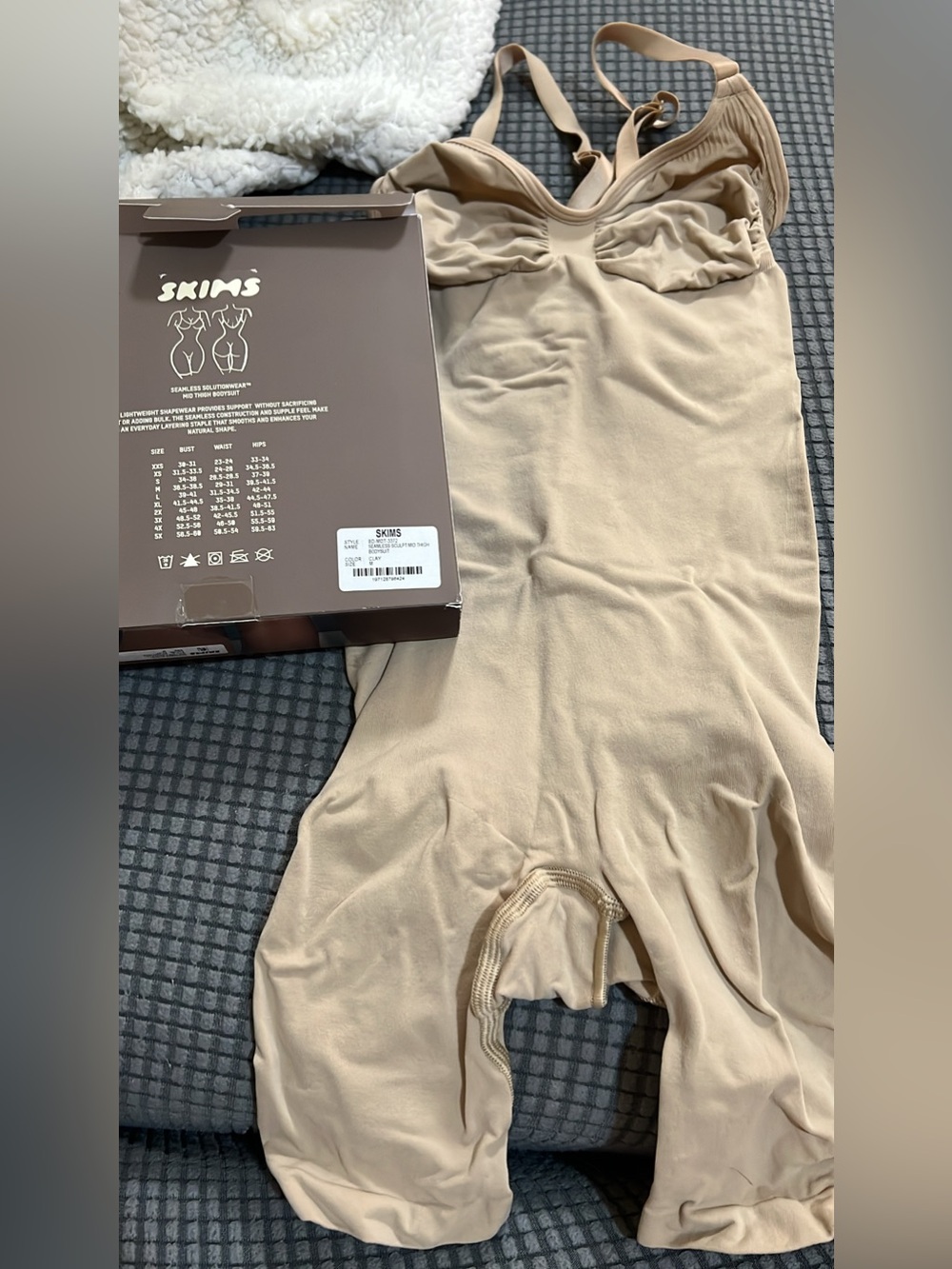 SKIMS Seamless Shapewear Bodysuit in clay